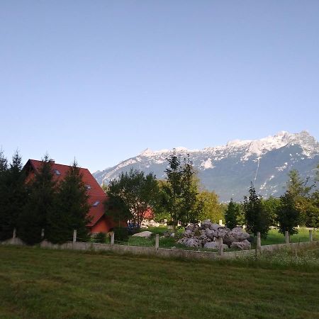 Villa Pocitniska Hisa Nad Soco Bovec Esterno foto